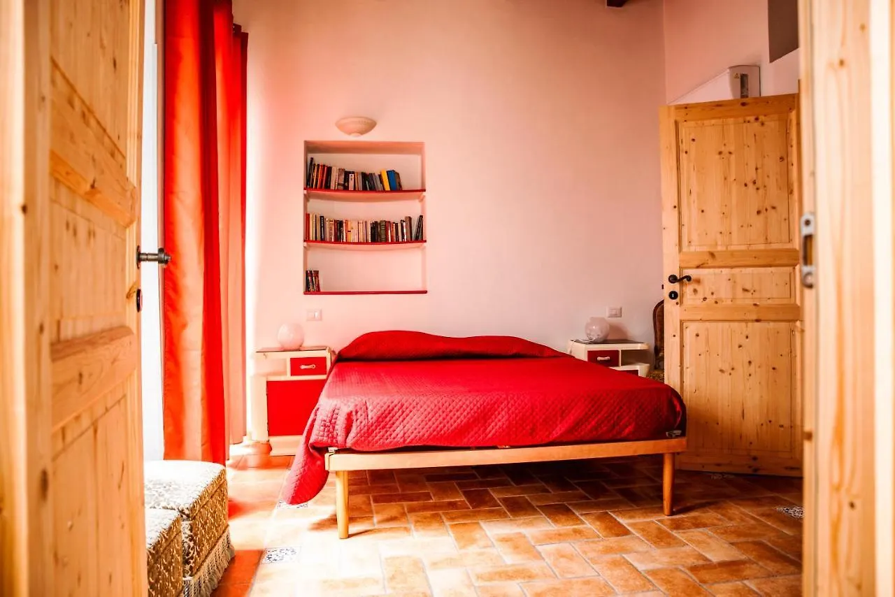 Bobo'S House Calasetta Bed & Breakfast